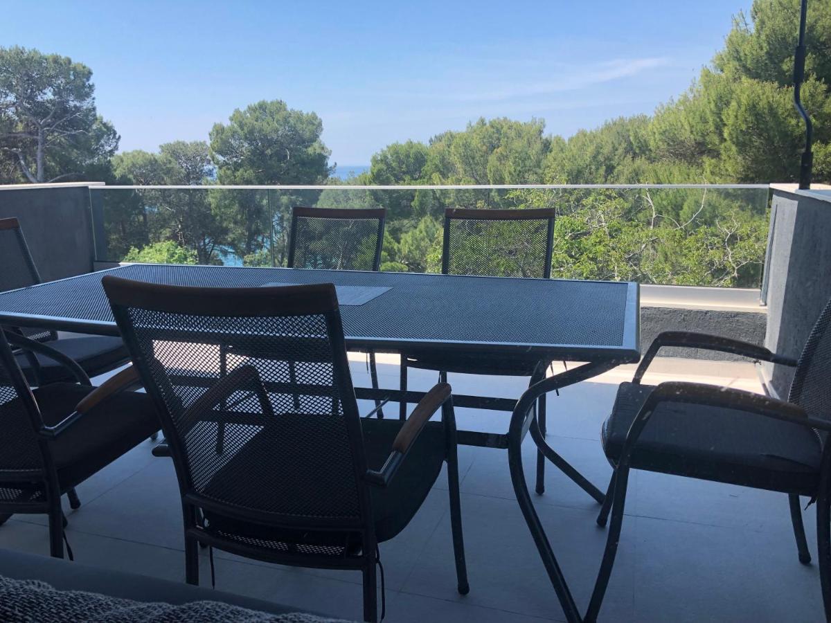 Deni Apartment